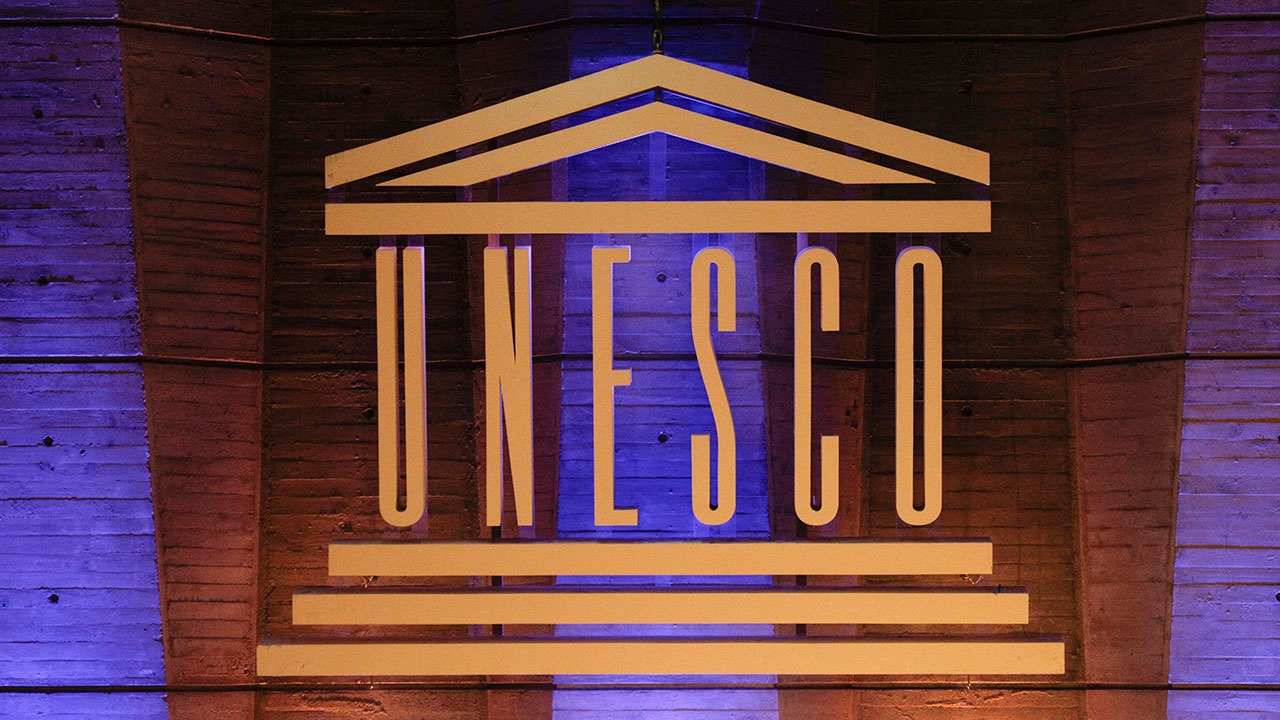 Украинская делегация в ЮНЕСКО обвинила Москву в «представлении угрозы для украинского борща»
