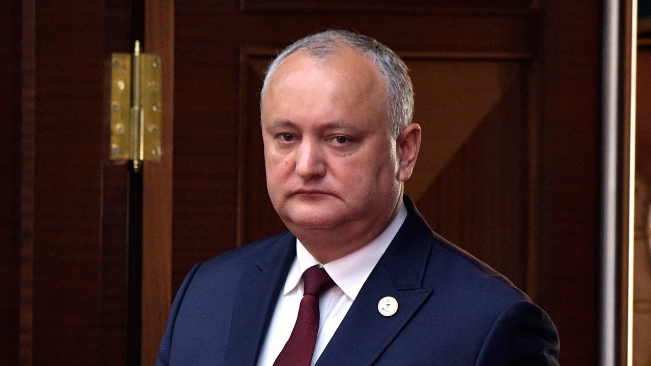 Супруге экс-президент Молдавии вручили повестку в прокуратуру