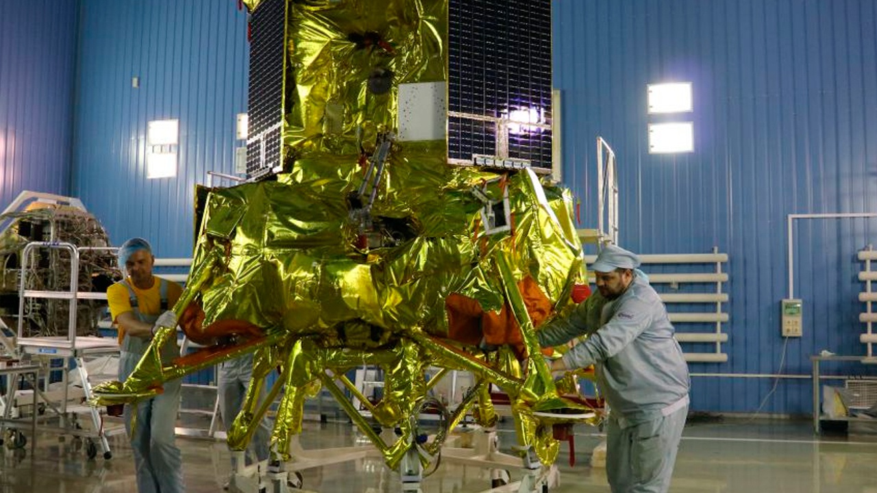 Космический аппарат «Луна-25» отправили на испытания в вакуумной камере