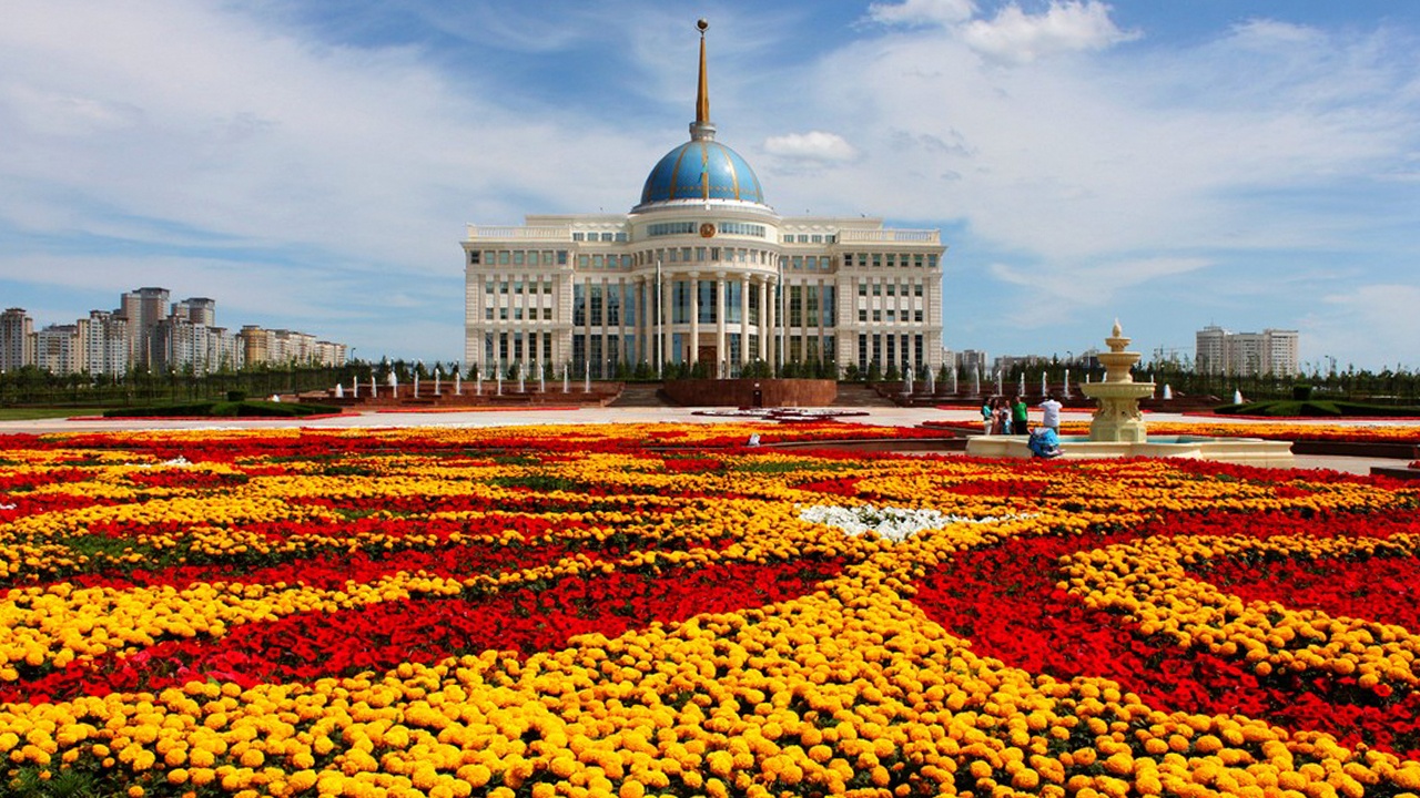 Казахстан предложил миру избавиться от ядерного оружия до 2045 года