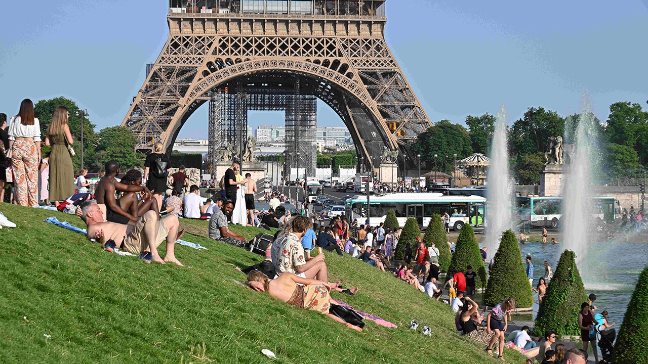 Сорокаградусное пекло: в городах Франции зафиксированы аномальные температуры