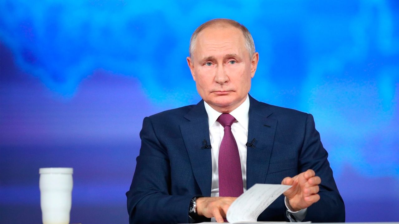 Песков: решения по срокам прямой линии с Путиным пока нет