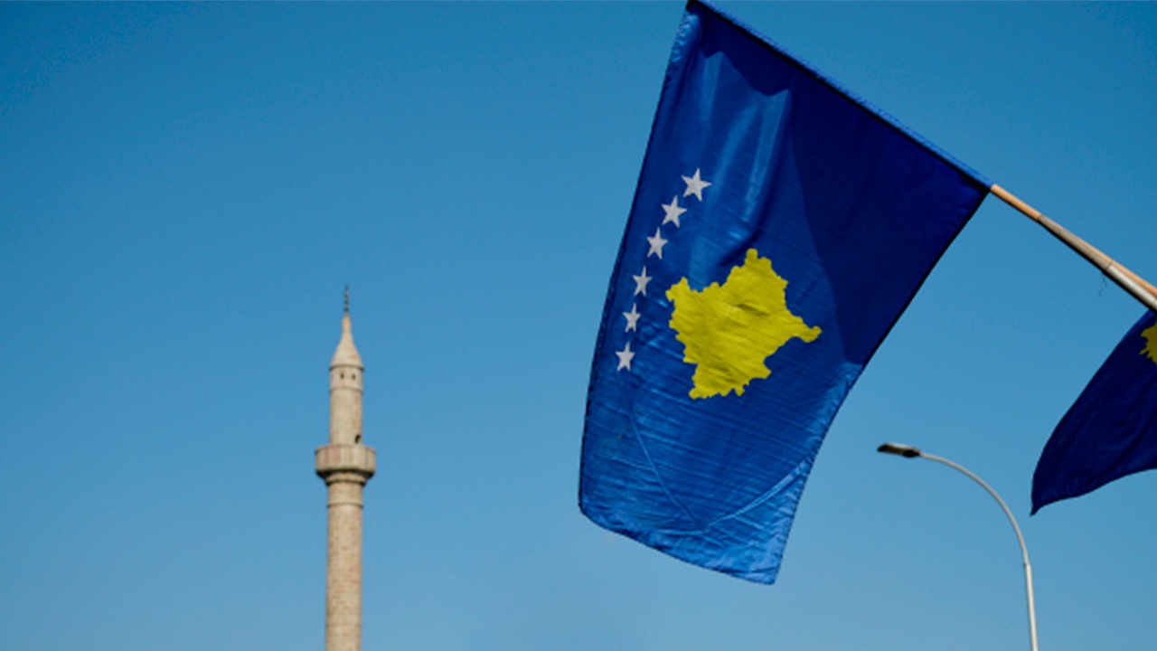 В Приштине решили отложить решение о замене паспортов для сербов в Косово