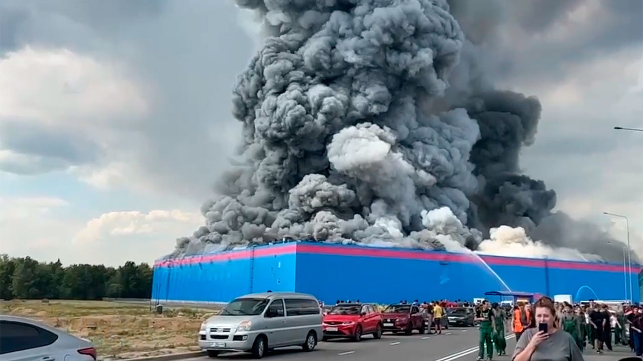 Площадь пожара на складе OZON в Истре выросла до 50 тысяч «квадратов»