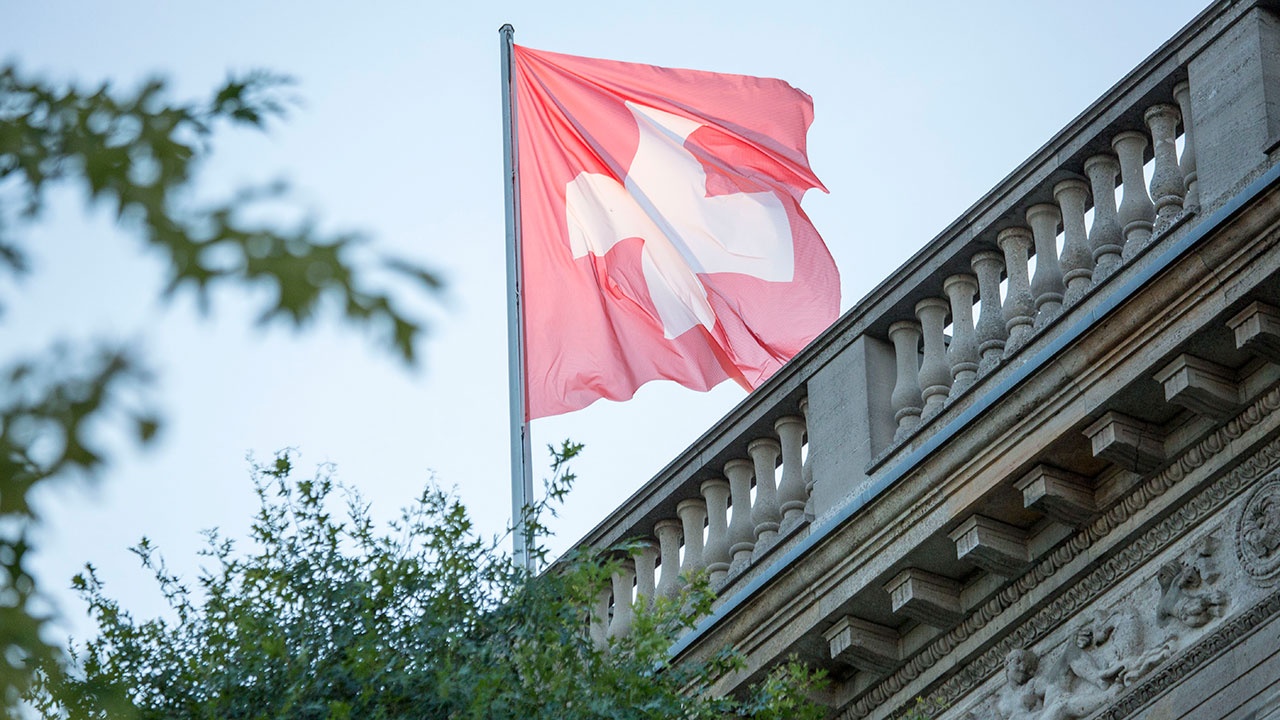 Правящая партия Швейцарии выступила с заявлением против антироссийских санкций