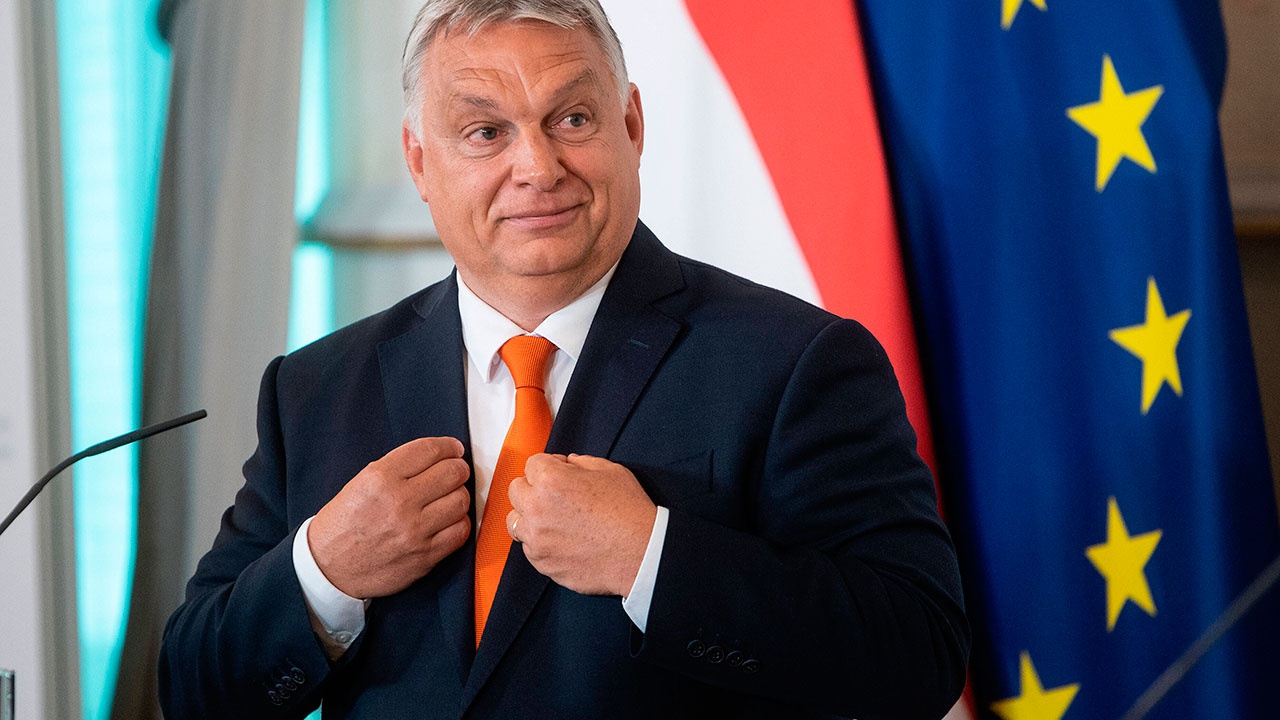 FP: лидеры Евросоюза сбиты с толку отношением Орбана к России