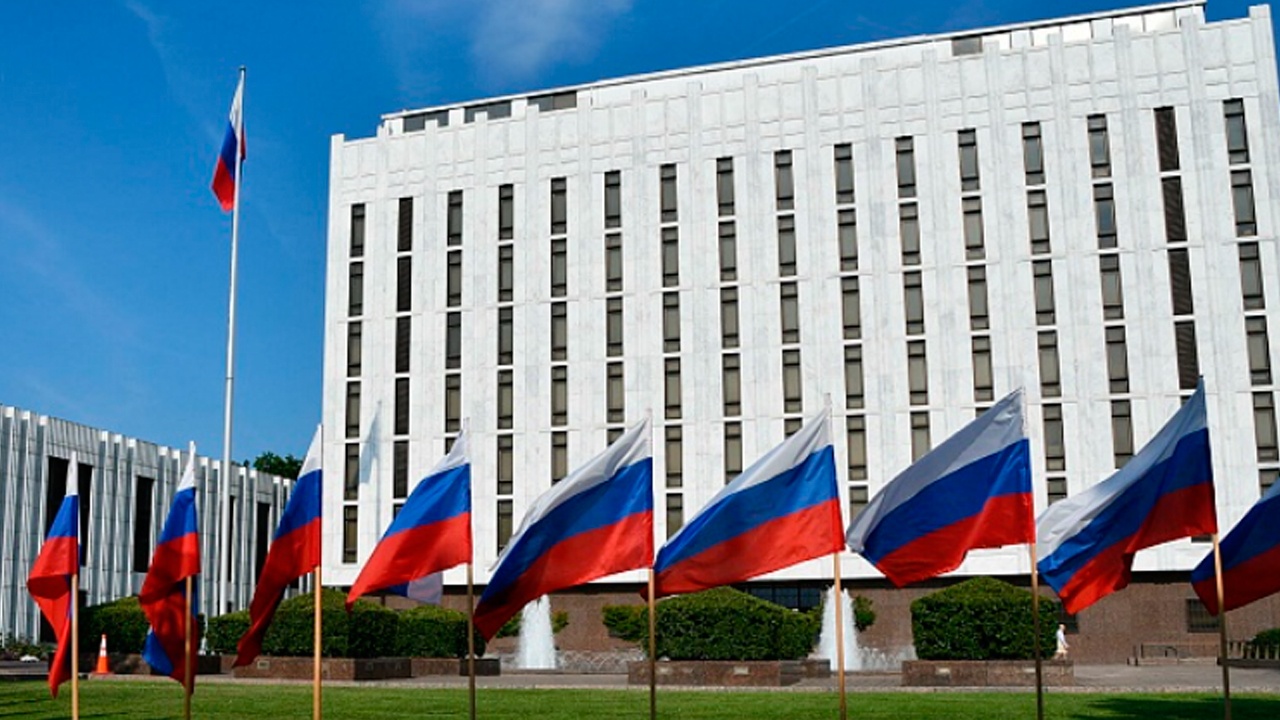 В посольстве РФ объяснили, почему США боятся трибунала над азовцами*