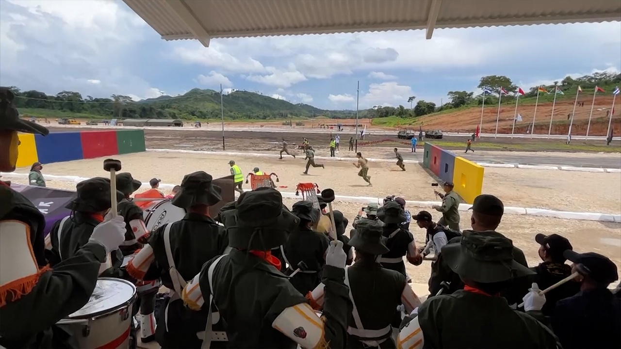 Жаркая эстафета: каким был финал конкурса АрМИ «Снайперский рубеж» в Венесуэле
