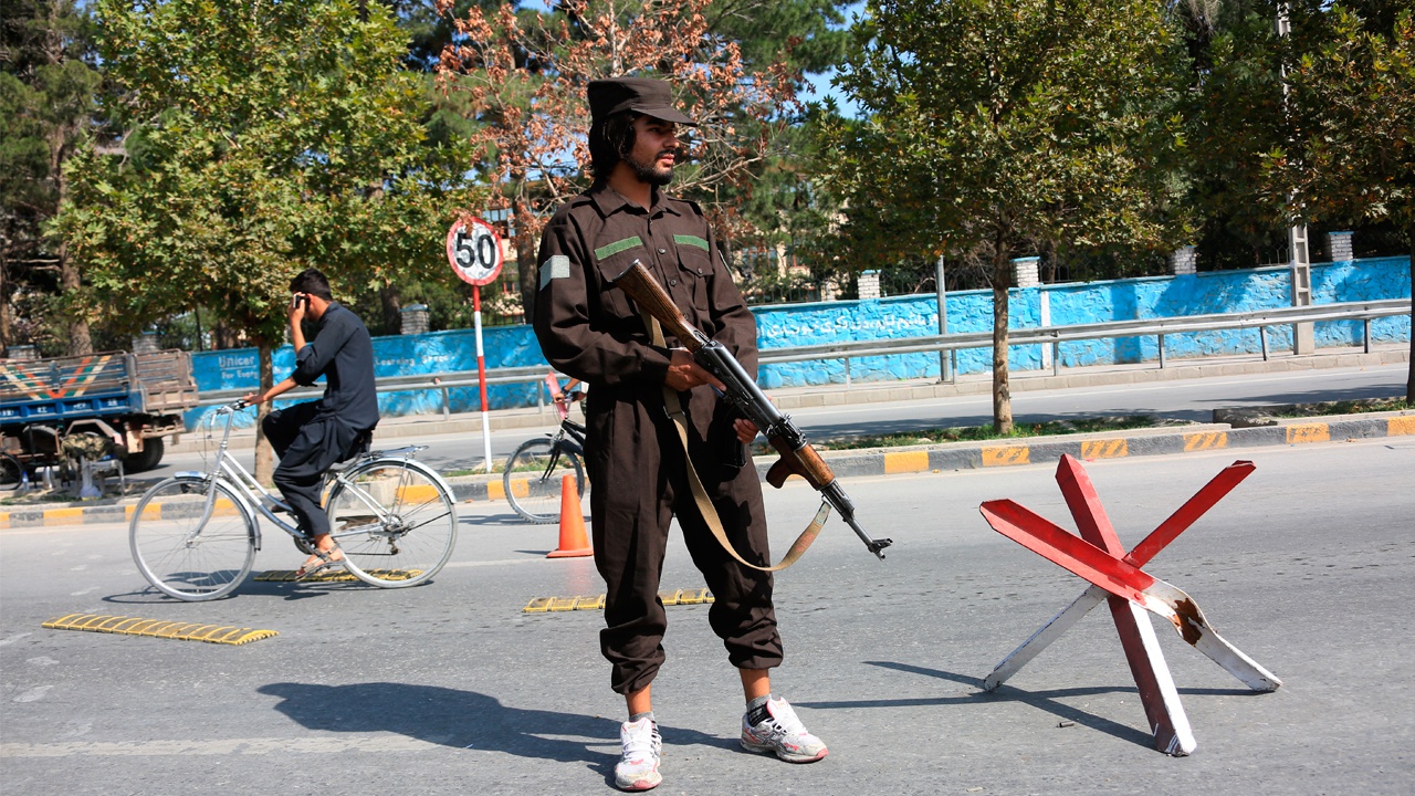 Госдеп США осудил теракт у посольства России в Кабуле