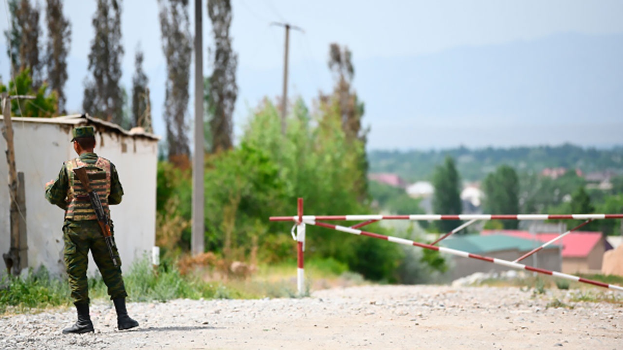 В Киргизии анонсировали встречу с представителями Таджикистана из-за конфликта на границе