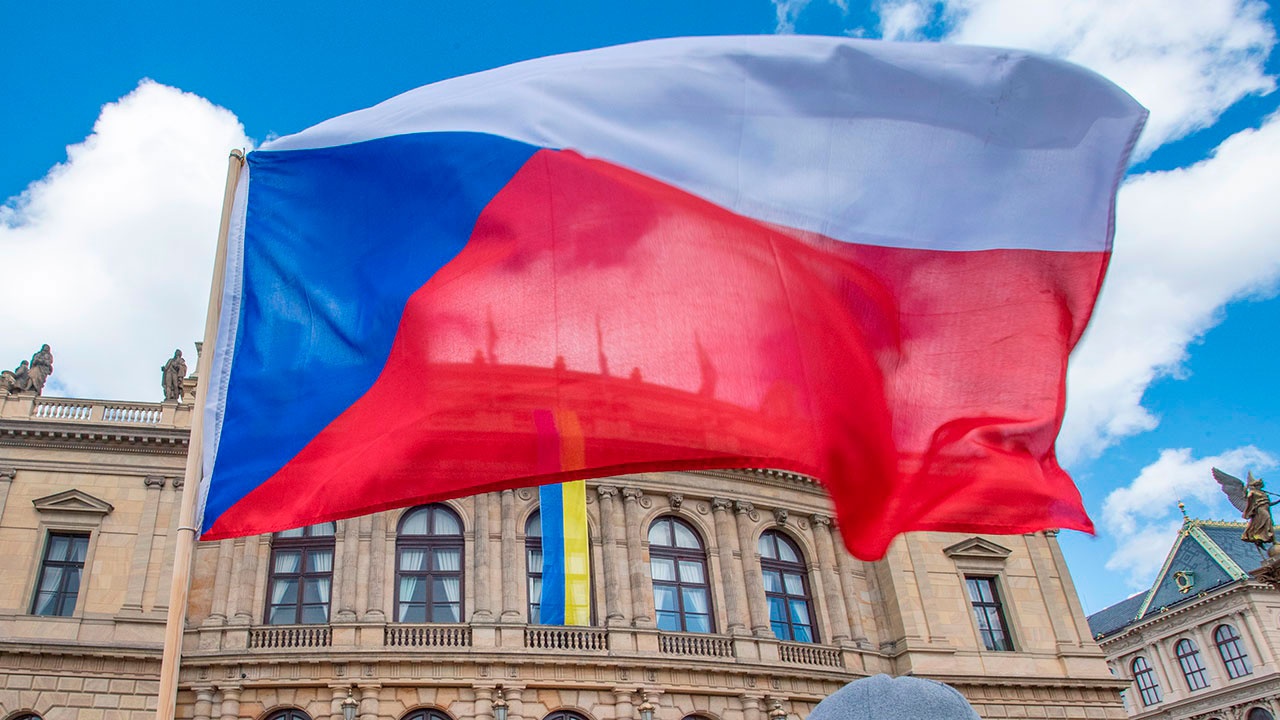 В Праге прошла акция протеста с призывами к кабмину Чехии уйти в отставку
