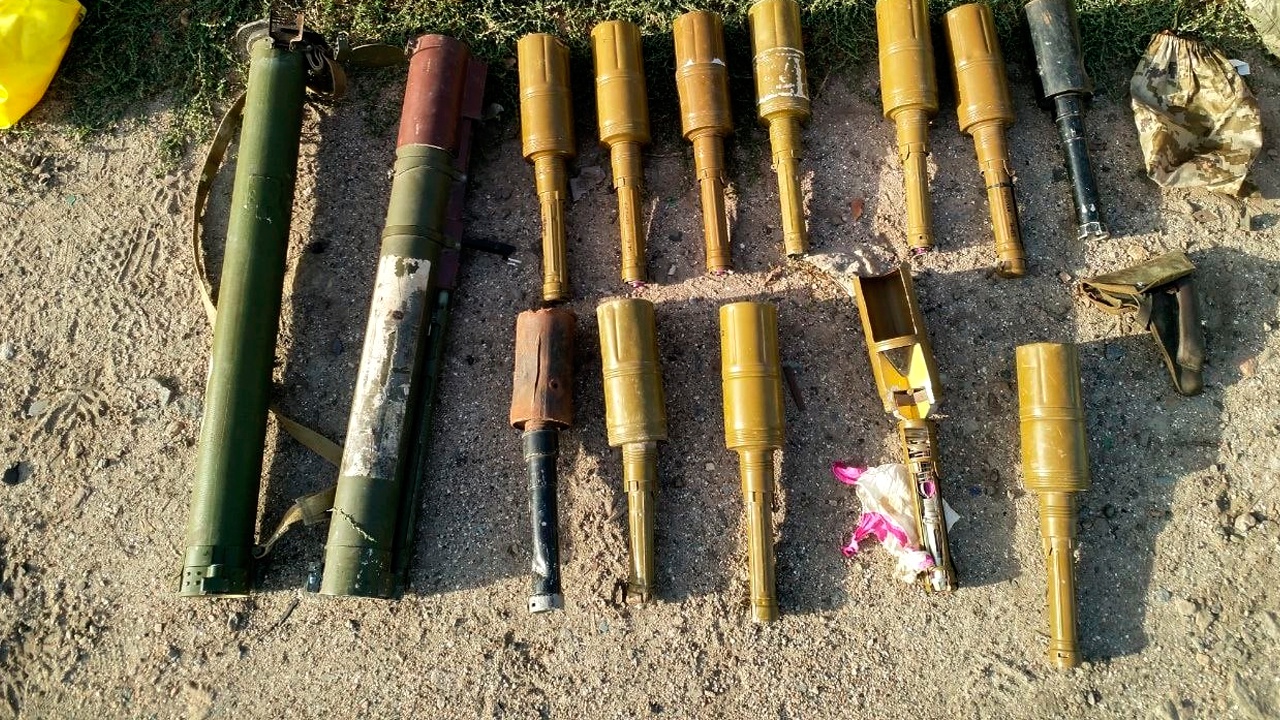В Бердянске нашли схрон с боеприпасами и украинской символикой