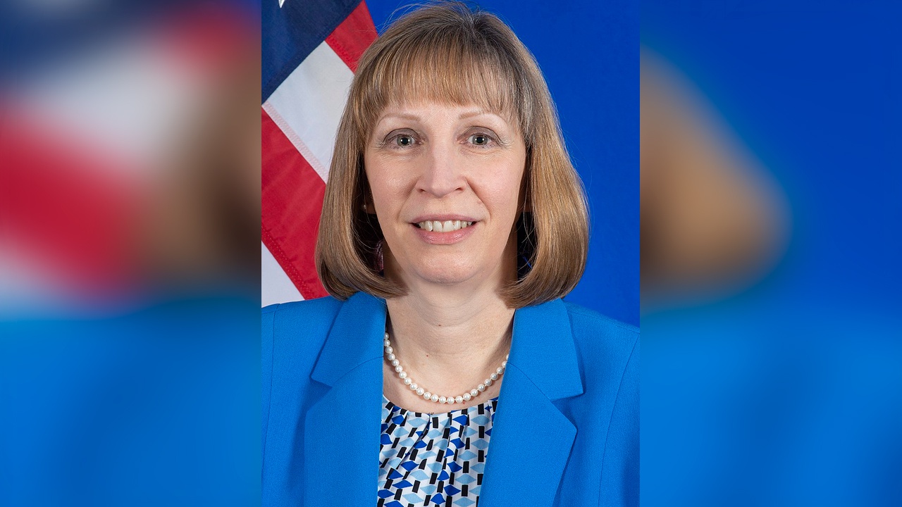 Россия дала согласие на назначение Линн Трейси послом США в РФ