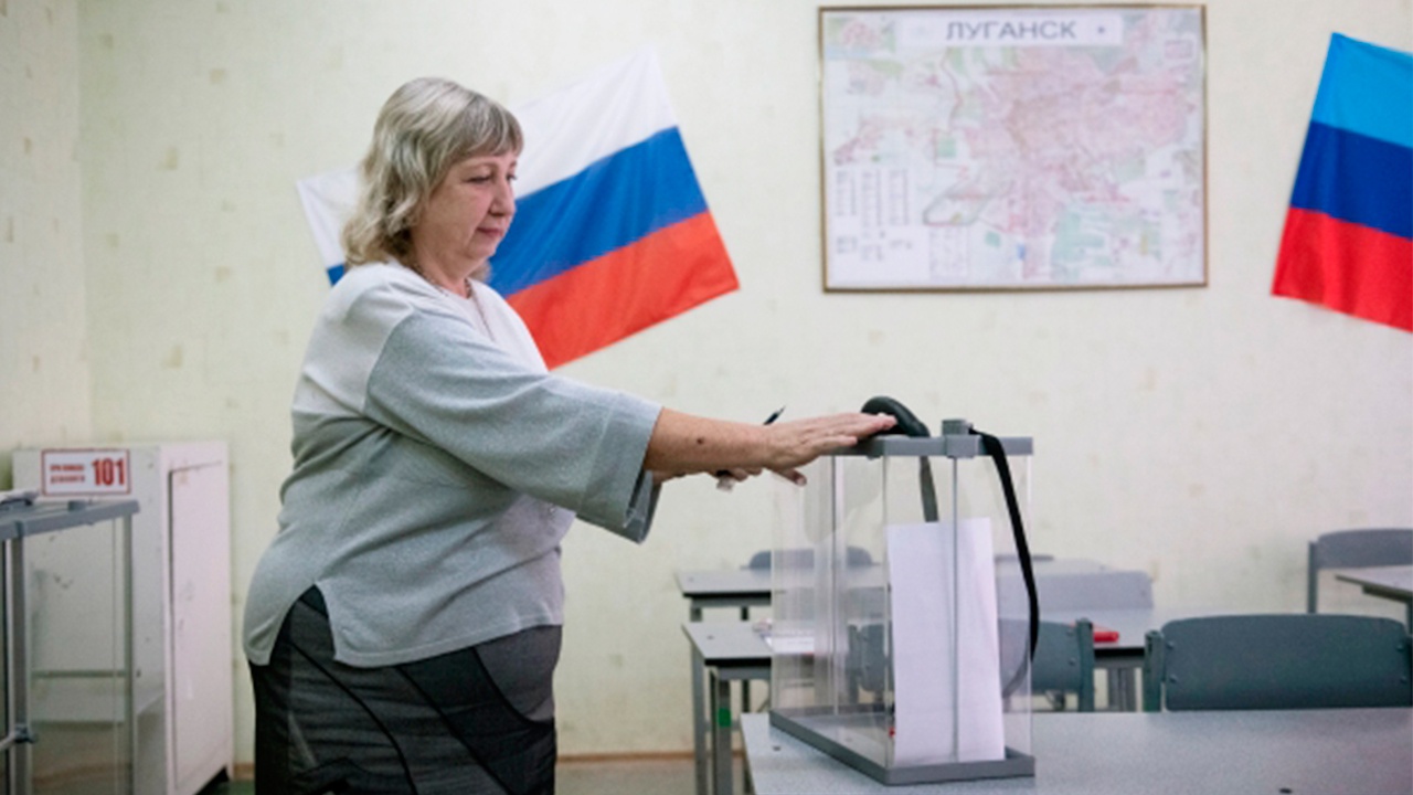 Депутаты Госдумы РФ прибыли в ЛНР на референдум в качестве наблюдателей