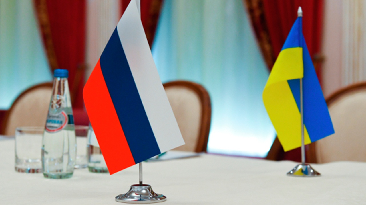 «Не надо на нас вешать ярлык отказников»: Лавров оценил перспективы российско-украинских переговоров
