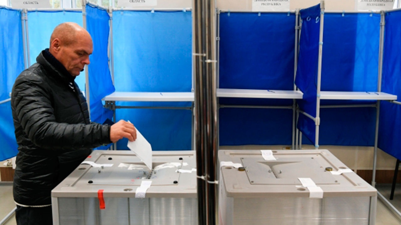 Глава администрации Запорожской области заявил, что референдум состоялся