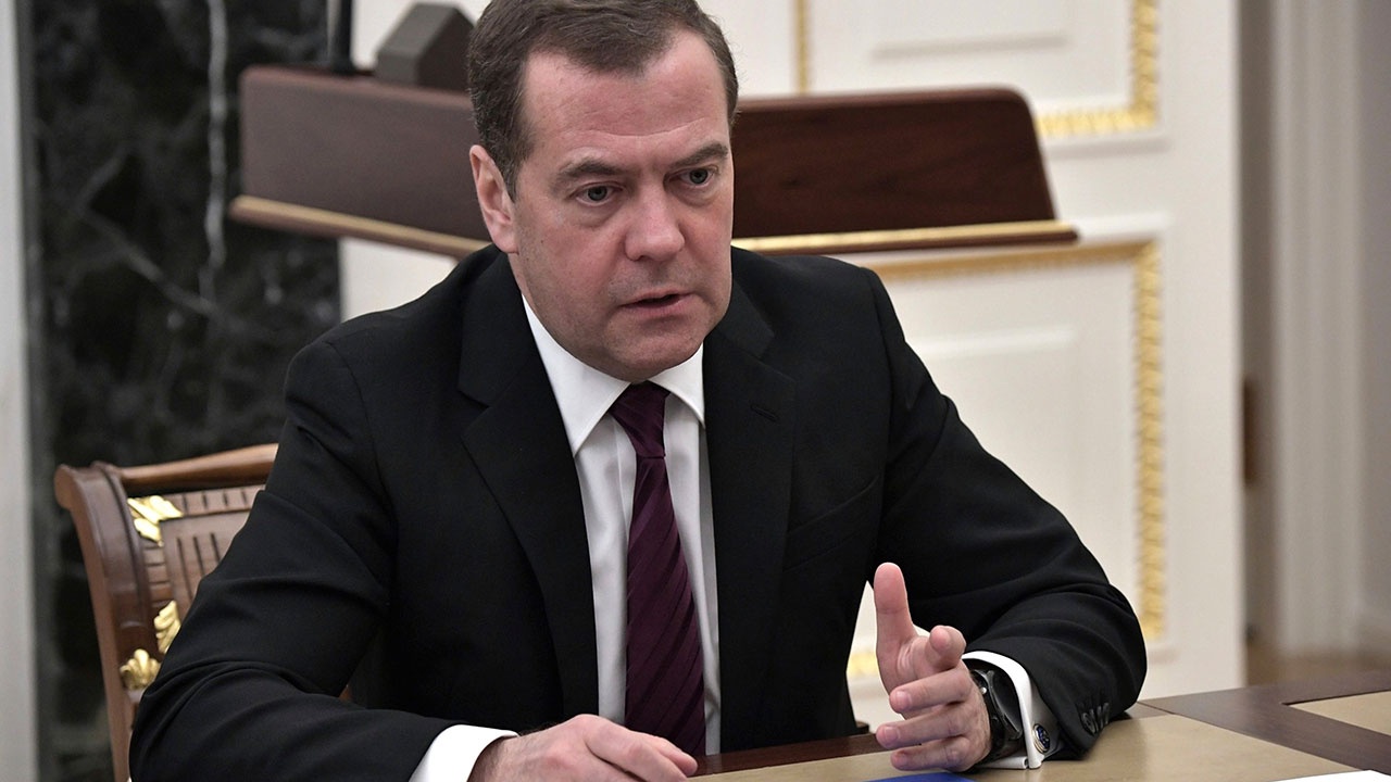 Медведев заявил, что Россия не допустит появления ядерного оружия у враждебных соседей