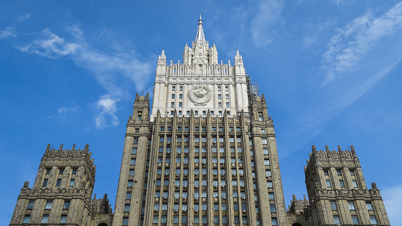 В МИД пообещали ответить на высылку дипломатов РФ из Черногории