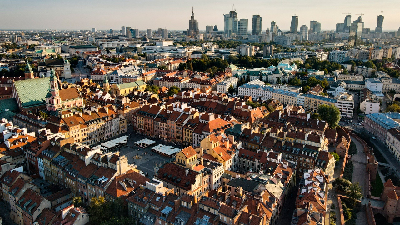Предвыборный пиар или инструмент давления: почему Польша требует репарации от Германии