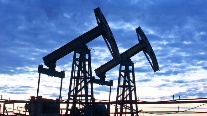 Новак: введение потолка на российскую нефть приведет к дефициту и росту цен Новак: введение потолка на российскую нефть приведет к дефициту и росту цен