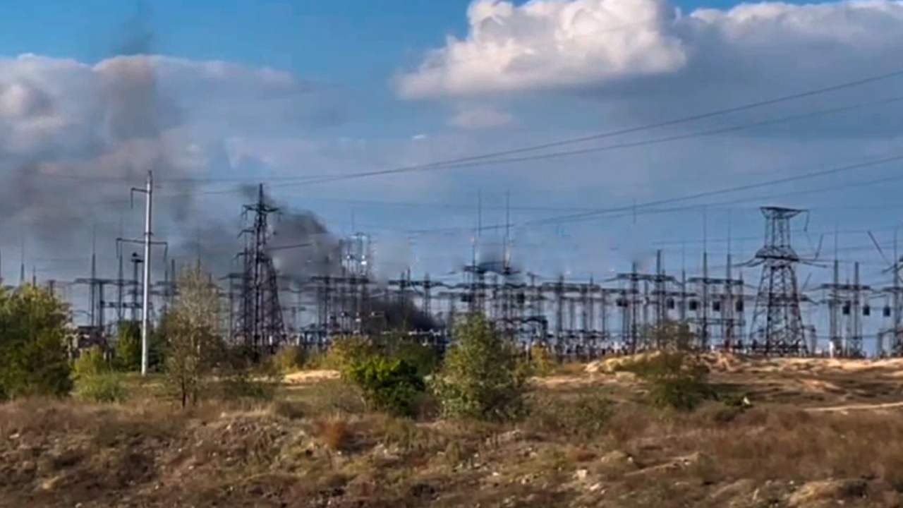Рогов: Энергодар обесточен после взрыва на ТЭС