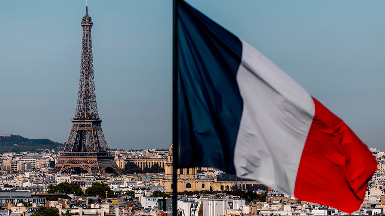 Франция требования