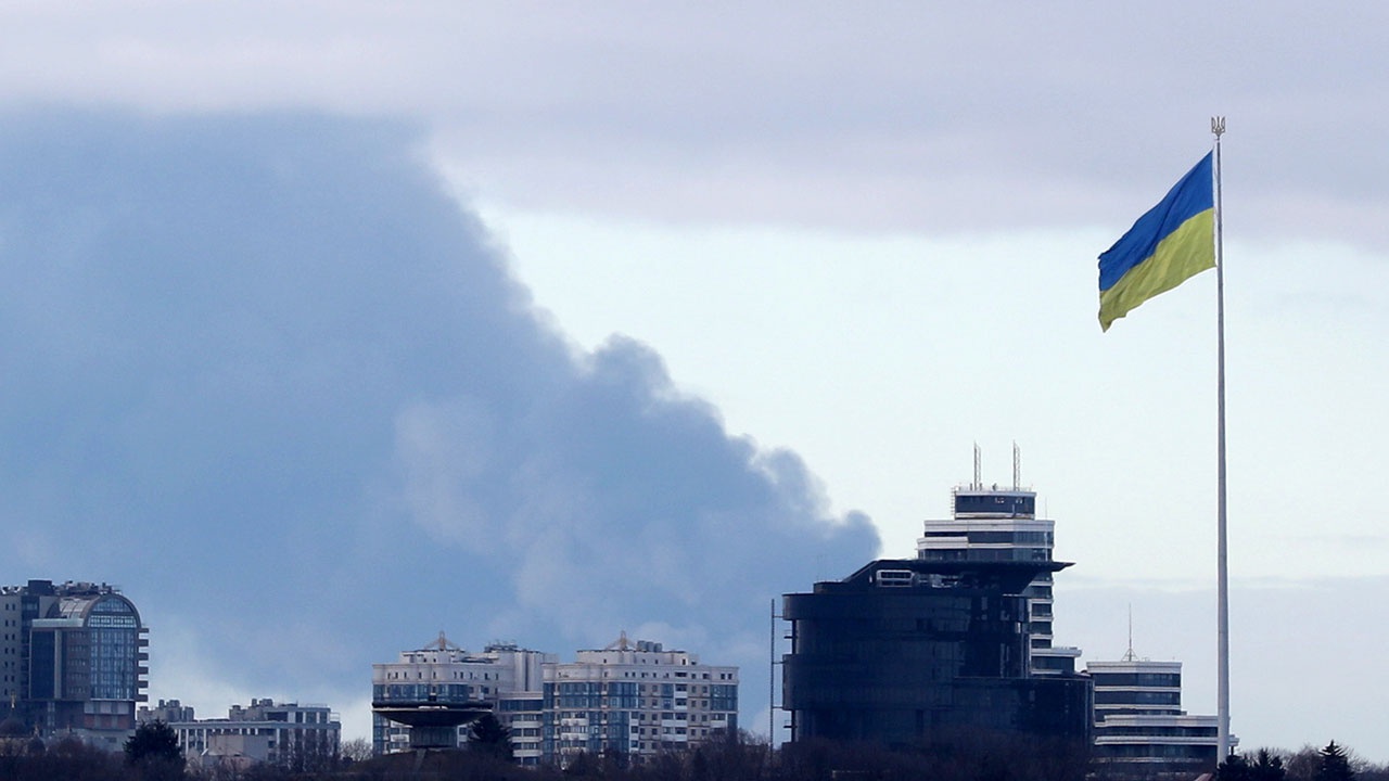 В МВД Украины сообщили о взрыве вблизи здания СБУ в Киеве