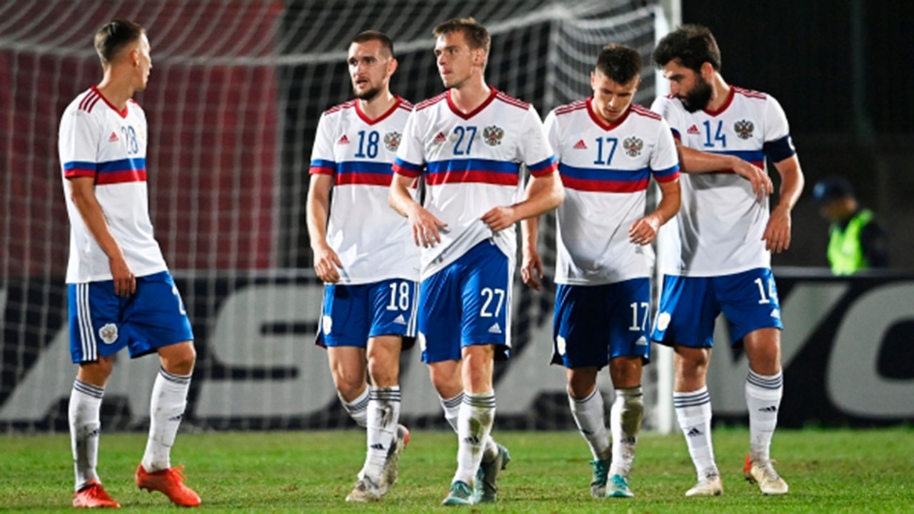 Сборная России по футболу 17 ноября сыграет в товарищеском матче с командой Таджикистана
