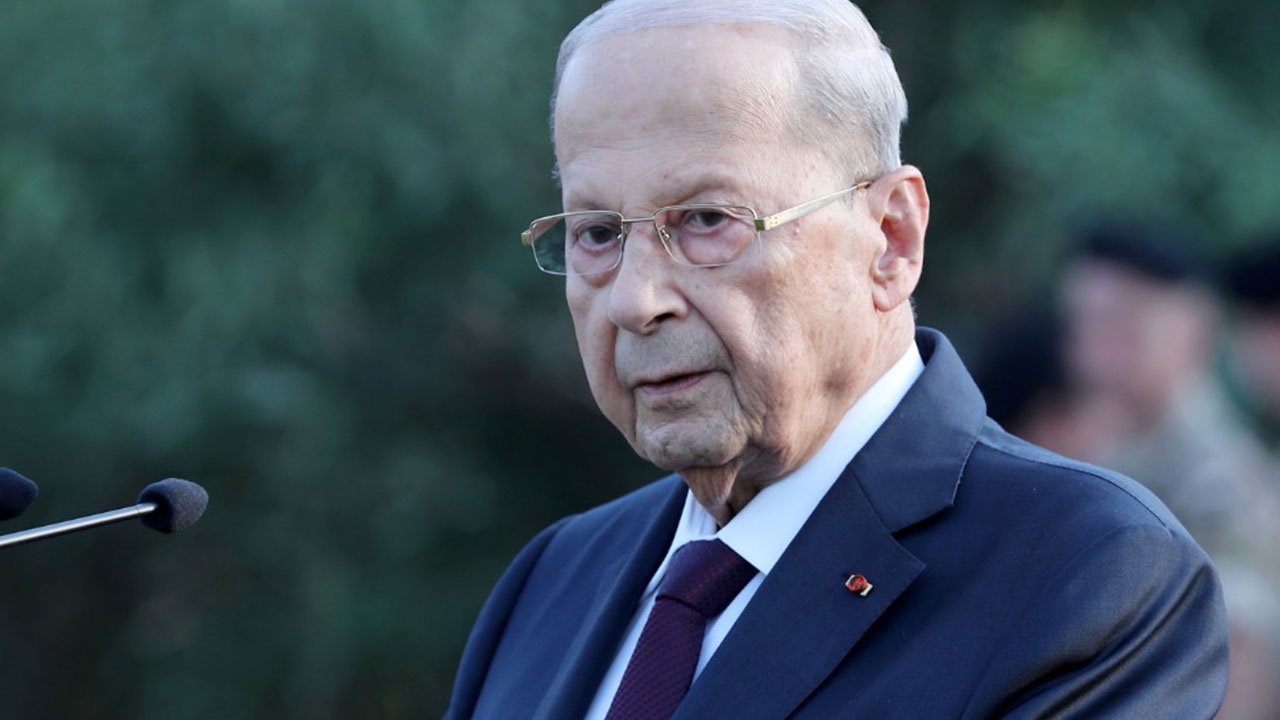 Президент Ливана покинул рабочий дворец за день до истечения срока полномочий