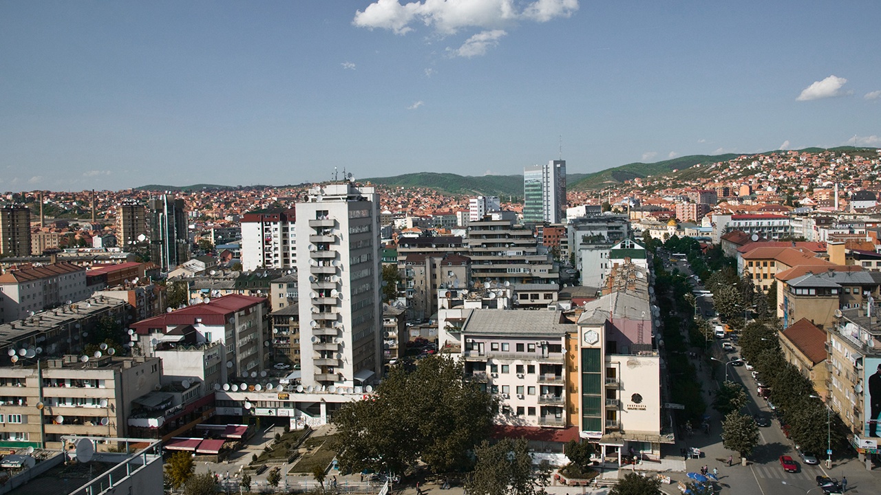 Власти Косово с 1 ноября начнут наказывать водителей с сербскими номерами