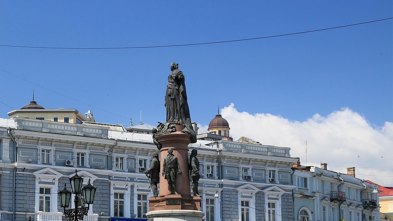Мэр Одессы поддержал снос памятника Екатерине II