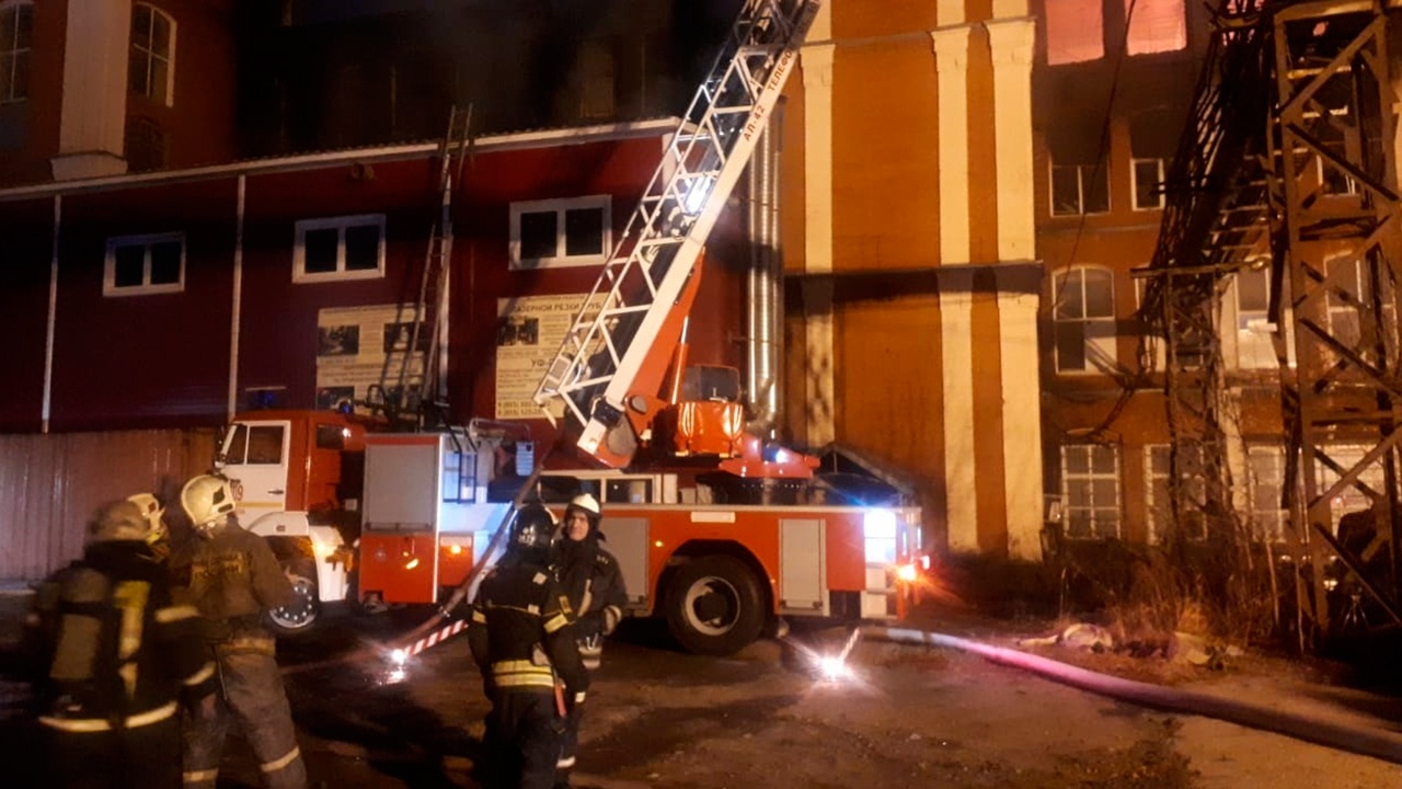 Пожар в здании бывшего завода «Зингер» в Подольске потушили
