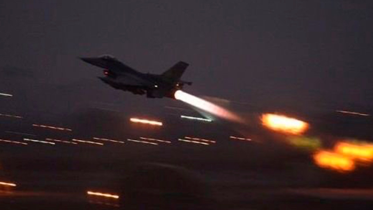 Турция нанесла авиаудары по курдским формированиям в Сирии и Ираке