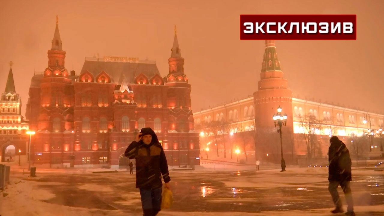 Москва 22 ноября. Снег в Москве. Снежная Москва. Снег в Москве фото. Заснеженная Москва.