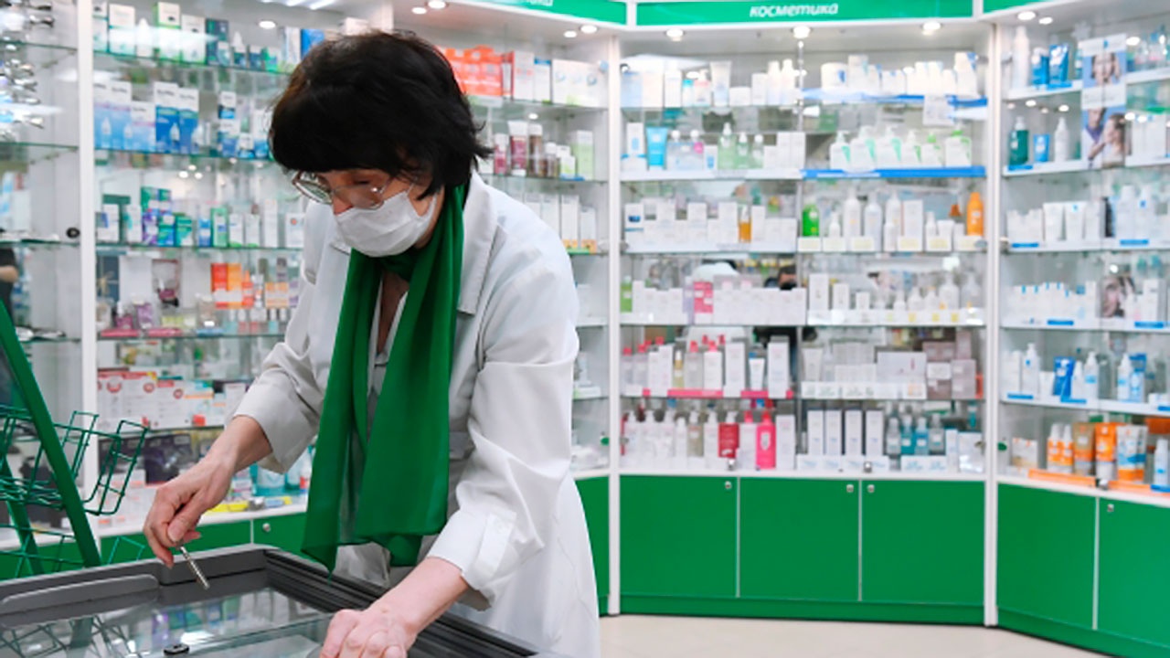 Мурашко заявил, что в регионах РФ сформированы запасы лекарств на четыре месяца