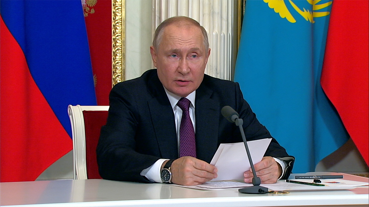 Путин заявил о переориентации российского экспорта и импорта на новые рынки