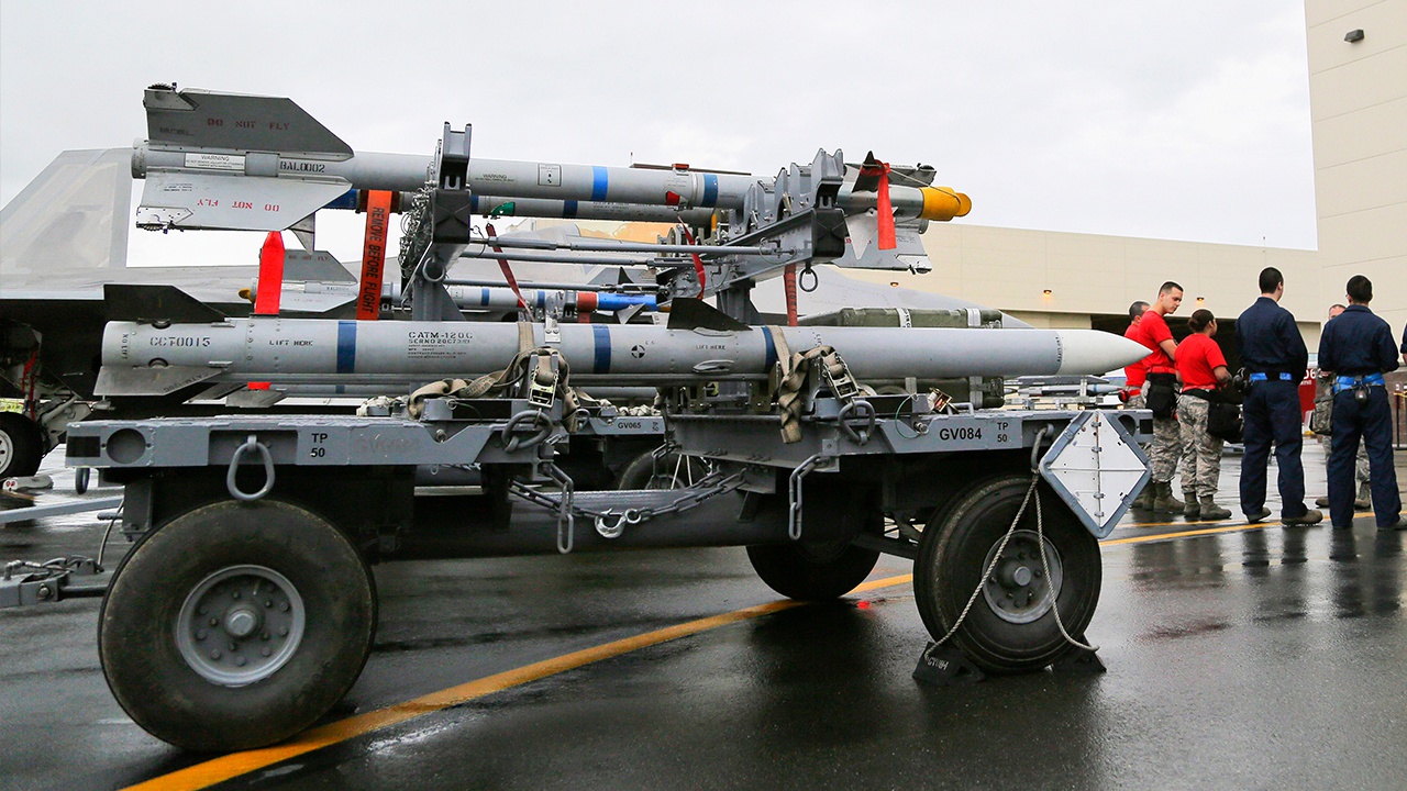 Госдеп утвердил продажу Финляндии тактических ракет на $323 млн 