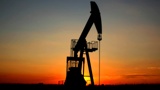 Минэнерго США: коммерческие запасы нефти снизились на 12,6 млн баррелей за неделю