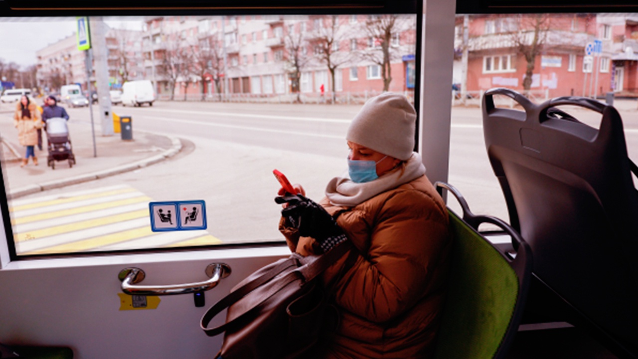 Роспотребнадзор по Калининградской области порекомендовал снова носить маски