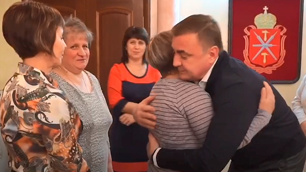 Алексей Дюмин встретился с матерями туляков, участвующих в спецоперации