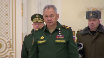 «Самый боевой министр»: кадры встречи Шойгу и Лукашенко в Минске