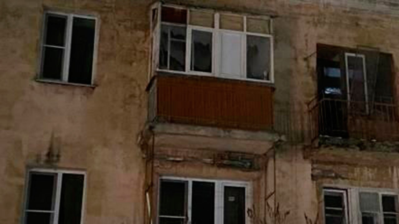 Мужчина пострадал в результате взрыва газа в доме в Ярославле