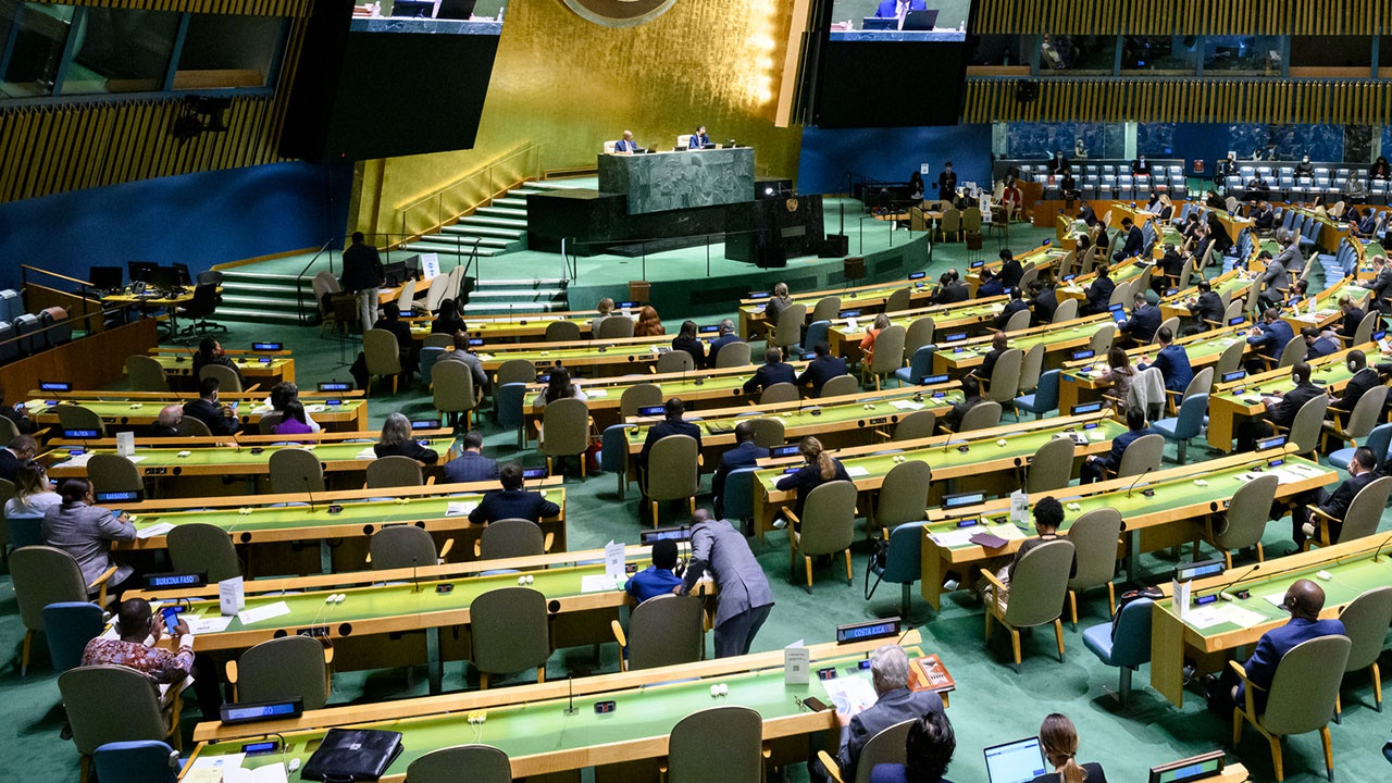Генассамблея ООН приняла резолюцию РФ по контролю над вооружениями