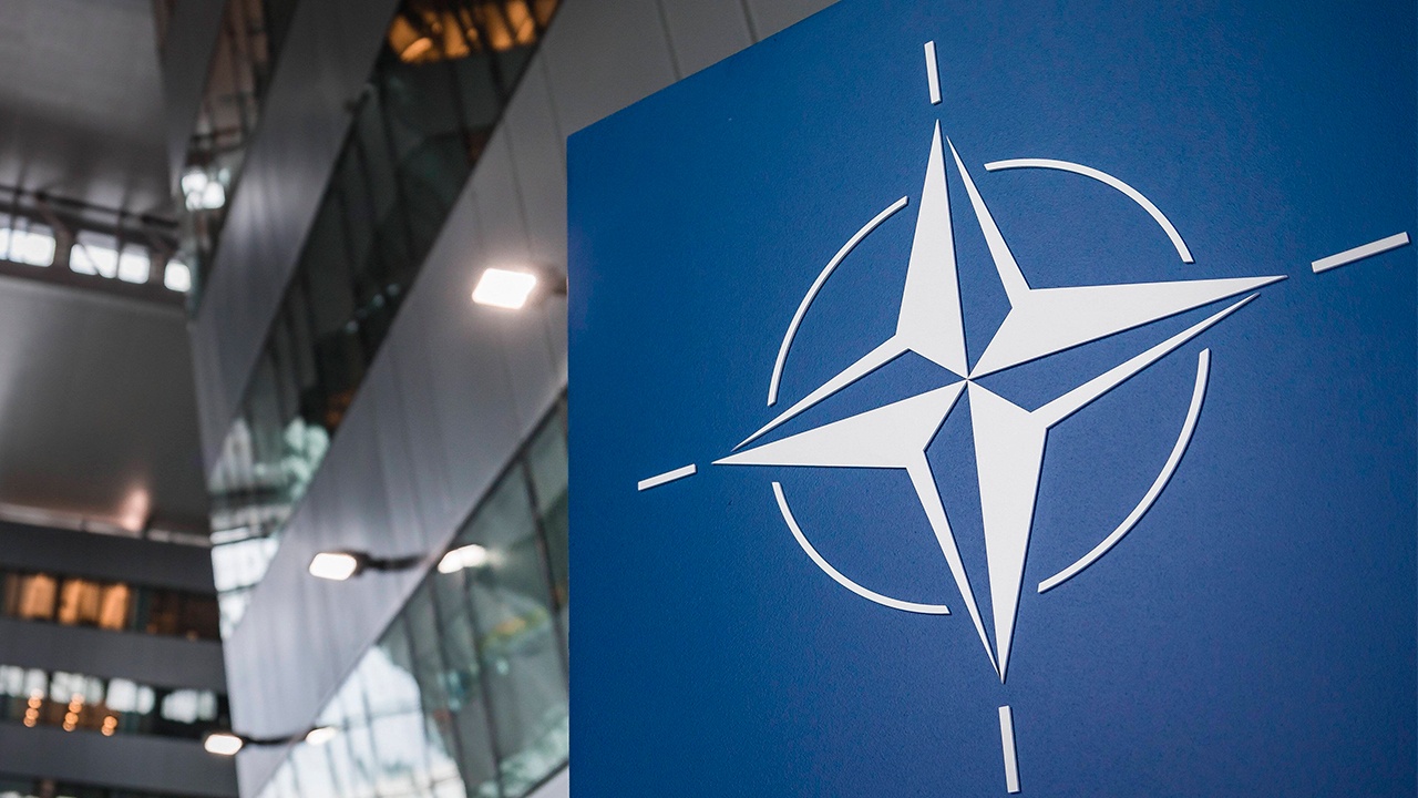 Bloomberg: НАТО собирается усилить оборону от дронов, крылатых и гиперзвуковых ракет
