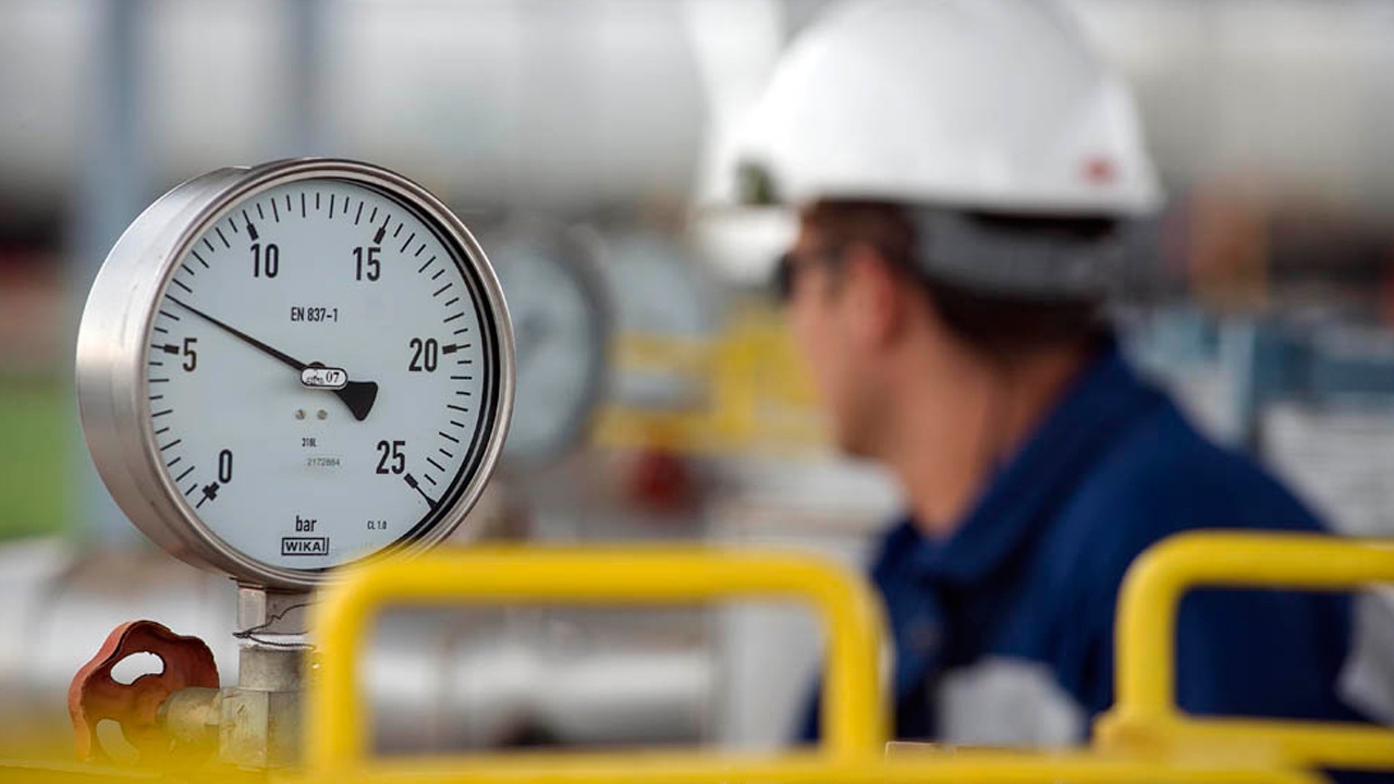 На саммите ЕС не смогли согласовать потолок цен на российский газ