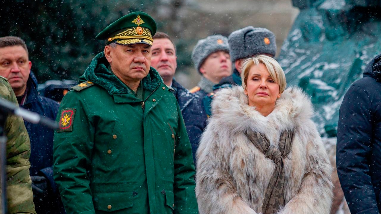 Настоящему офицеру и спасателю: кадры с открытия памятника Евгению Зиничеву