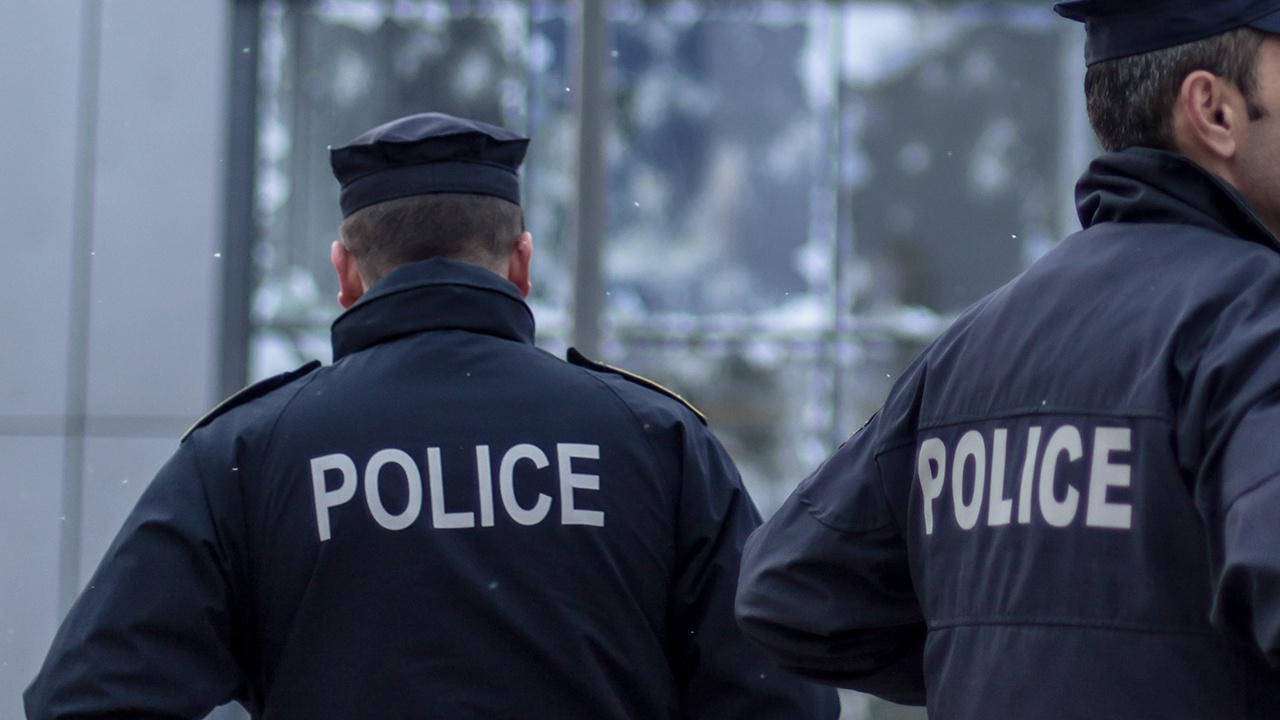 Косовские власти освободят полицейского, из-за которого сербы вышли на баррикады