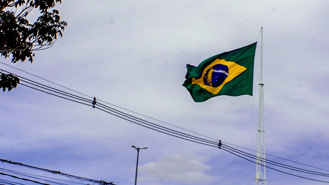 Верховный суд Бразилии отстранил столичного губернатора от должности после погромов