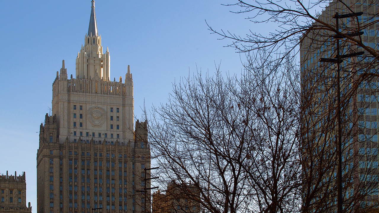 В МИД РФ заявили, что переговоры с Украиной должны проходить напрямую