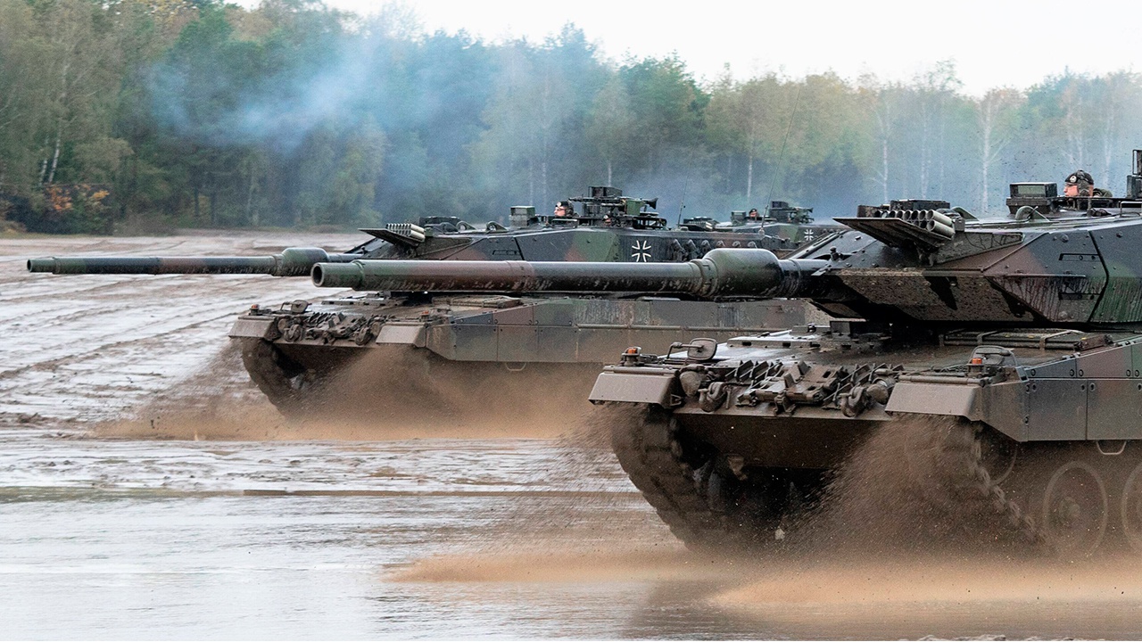 Бундестаг напомнил, что без разрешения Берлина передавать Киеву немецкие танки незаконно